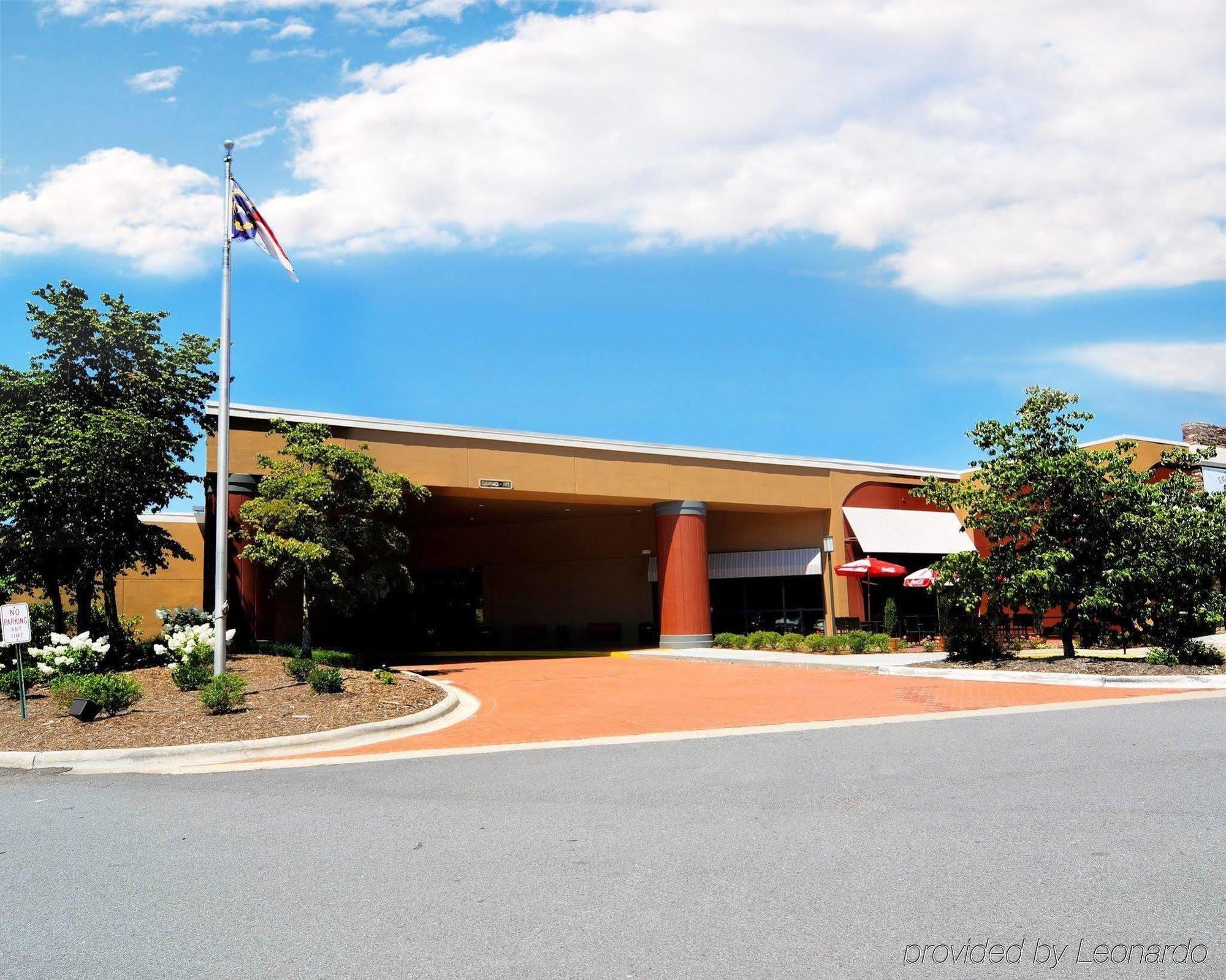 Clarion Inn Asheville Airport Fletcher Exterior foto